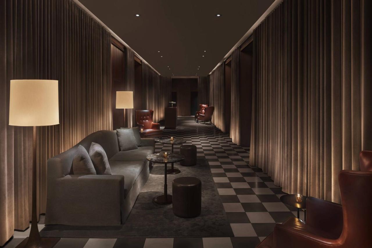 더 타임스 스퀘어 에디션 뉴욕 외부 사진 The Lounge at The Concourse