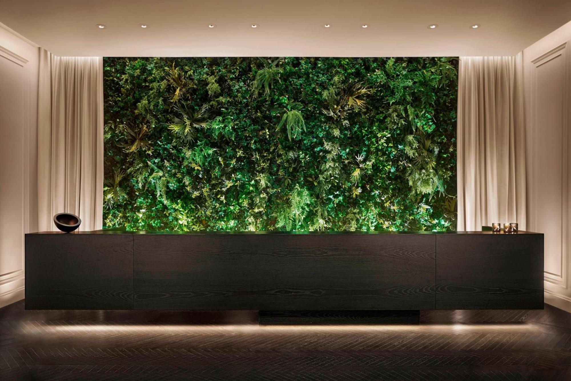 더 타임스 스퀘어 에디션 뉴욕 외부 사진 The Living Wall at the Mandarin Oriental, Tokyo