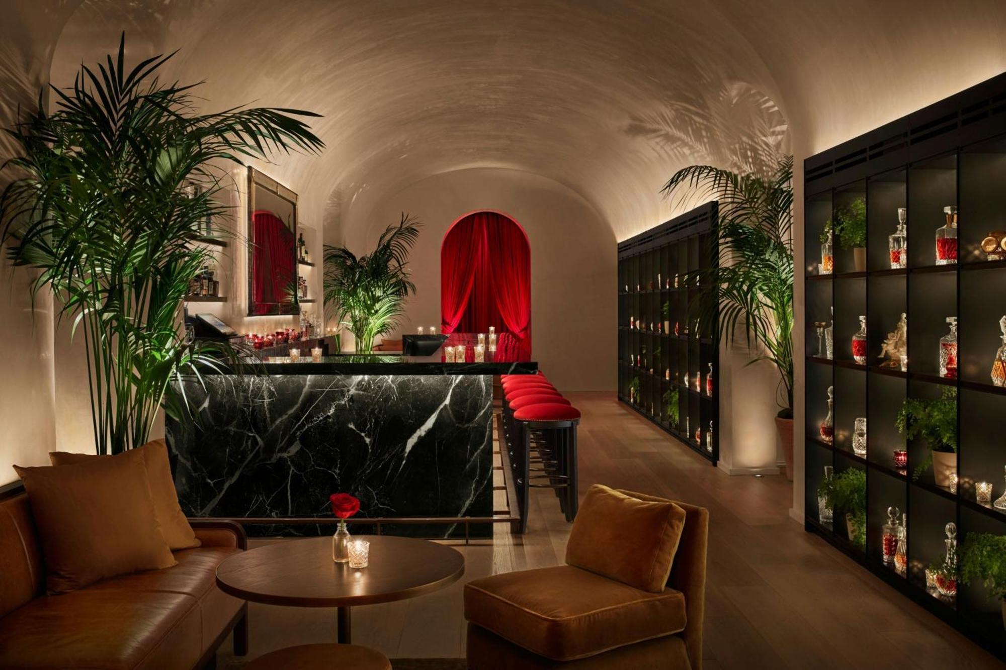 더 타임스 스퀘어 에디션 뉴욕 외부 사진 The Bar at The London Edition